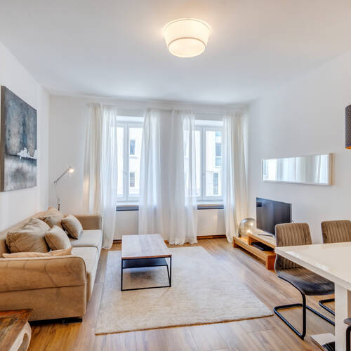 Lapos a  címen 3 Szobák | München-Maxvorstadt | 8789