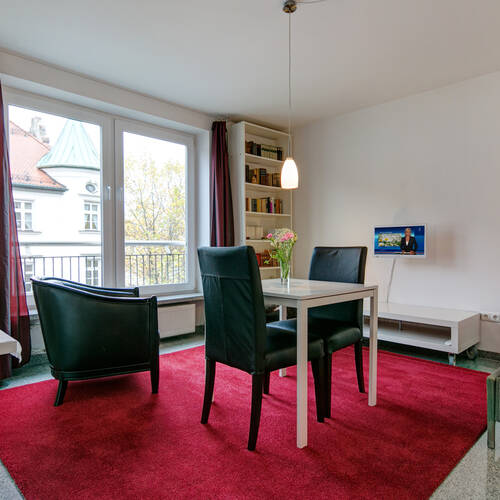 Lapos a  címen 1 Szoba | München-Ludwigsvorstadt | 9081