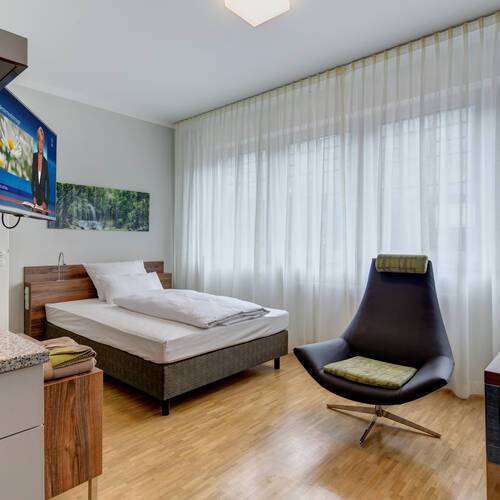 Плоский з 1 Кімната | Ismaning | 9582