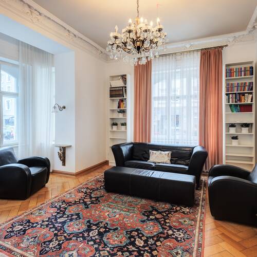 Ploché s 4 Pokoje | Mnichov-Schwabing | 9895