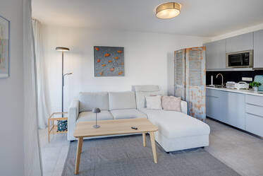 Moderne boforhold: Møblert leilighet i østlige München