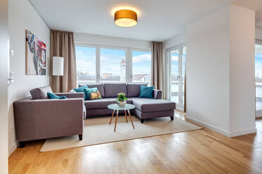 Top möblierte 4-Zimmer-Dachgeschosswohnung