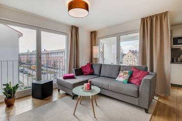 Много хубаво обзавеждане Плосък в Milbertshofen