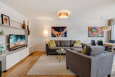 Großzügig möblierte 3-Zimmer Wohnung