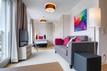 Много хубаво обзавеждане Плосък в Milbertshofen