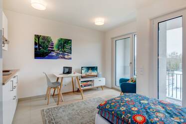 Sehr schöne möblierte Wohnung içinde Altperlach