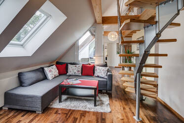 Behagliche 3-Zimmer-Dachgeschoss-Galeriewohnung 