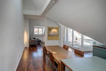 Sehr schöne möblierte Dachterrassenwohnung içinde Dreimühlenviertel