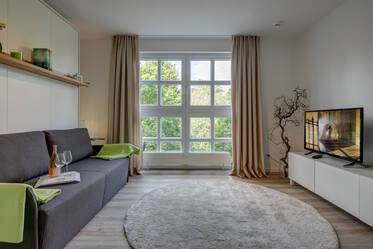 Sehr schönes möbliertes Apartment içinde Giesing