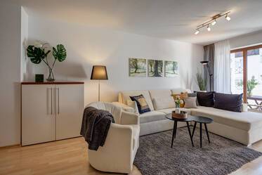 Πολύ ωραία επιπλωμένο Επίπεδη στο Moosach