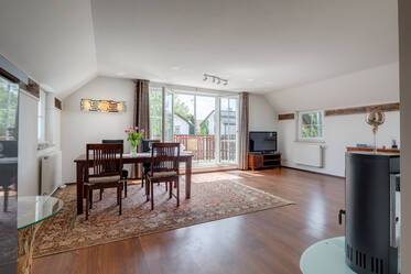 Красиво обзавеждане Плосък в Feldmoching