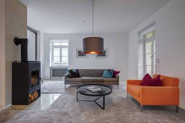 Sehr schöne möblierte Wohnung içinde Westend