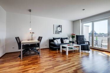 Sehr schöne möblierte Wohnung içinde Parkstadt Solln