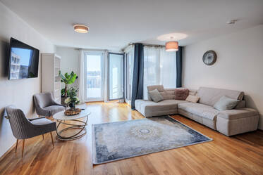 Obersendling: Loggia'lı rahat mobilyalı daire