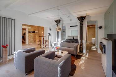 Exklusivt möblerad Loft i Maxvorstadt