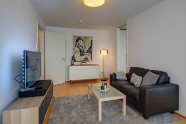 Nagyon szépen berendezett Lapos a  oldalon. Maxvorstadt