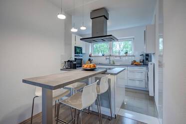 Schöne möblierte Wohnung içinde Milbertshofen