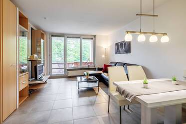 Schöne möblierte Wohnung içinde Oberföhring