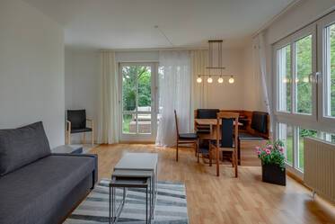 Schöne möblierte Wohnung içinde Lerchenau