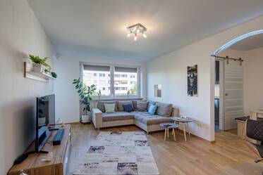 Schöne möblierte Wohnung içinde Forstenried