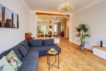 Sehr schöne möblierte Wohnung içinde Schwabing