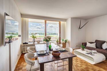 Sehr schöne möblierte Wohnung içinde Arabellapark