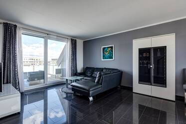 Frumos mobilat Maisonette apartament în Pasing