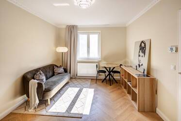 매우 멋진 가구 플랫 in Schwabing