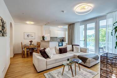 Sehr schöne möblierte Wohnung içinde Allach
