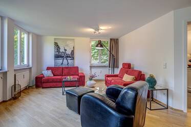Sehr schöne möblierte Wohnung içinde Nymphenburg-Gern
