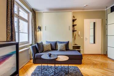 Smukt møbleret Flad i Altstadt