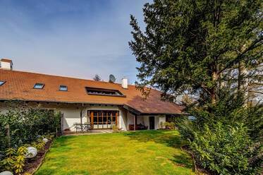 Πολυτελής έπαυλη προς ενοικίαση με κήπο 