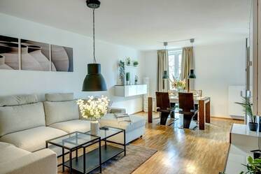 넓은 2룸 아파트, 로지아 포함 임대