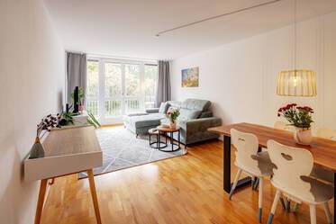 Schöne möblierte Wohnung içinde Allach