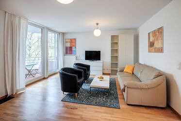 Schöne möblierte Wohnung içinde Schwabing