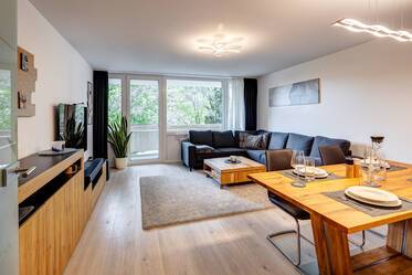 Meget flot møbleret Flad i Unterhaching