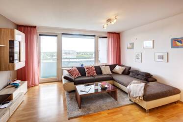 Schöne möblierte Wohnung içinde Parkstadt Solln