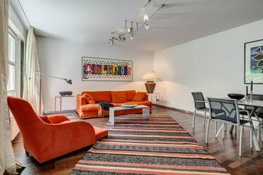 Ексклузивно обзавеждане Апартамент с градина в Herzogpark