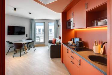 Schönes möbliertes Apartment içinde Unterföhring