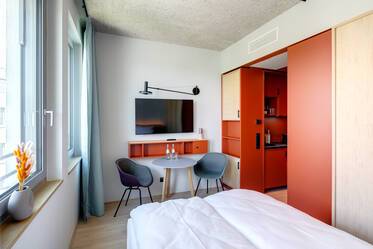 Schönes möbliertes Apartment içinde Unterföhring