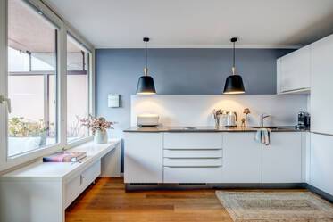 Sehr schöne möblierte Wohnung içinde Sendling