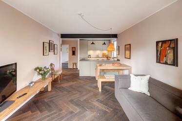 Çok güzel döşenmiş Düz içinde Schwabing