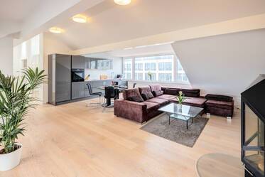 Μοντέρνο διαμέρισμα σοφίτας κοντά στην Stiglmaierplatz προς ενοικίαση