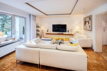 Stilfuld 5-værelses lejlighed i det eksklusive Grünwald
