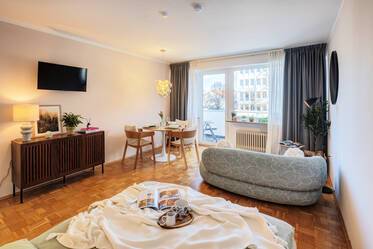 Красиво обзавеждане Плосък в Obermenzing