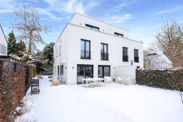 Štýlový nový dvojdom z roku 2023