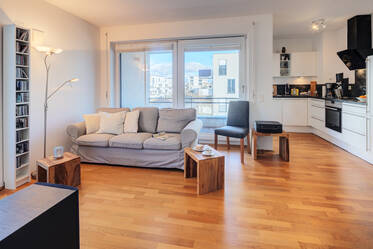 Perlach: İki balkonlu modern 2 odalı daire