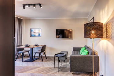 Giesing'de yeni döşenmiş modern 2 odalı daire