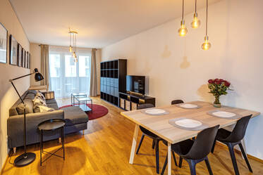 Moderne 3-Zimmer Wohnung mit Loggia und Balkon