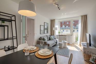 Çok güzel döşenmiş Düz içinde Schwabing